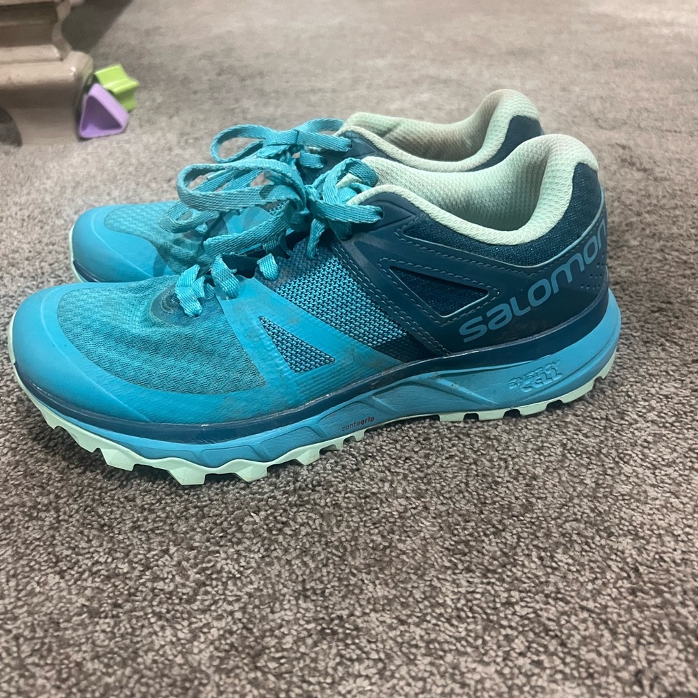 Salomon Women's Teal Athletic Shoes